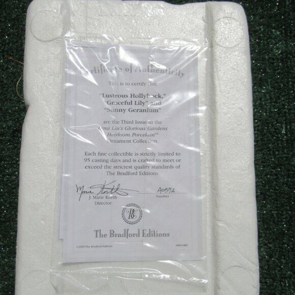 3 Bradford Editions Lena Liu Glorious Gardens Christmas Ornaments Set - Picture 8 of 8